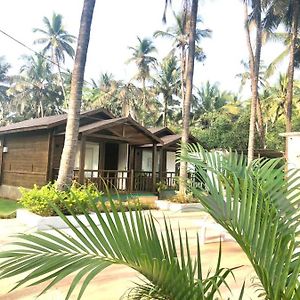 Deluxe Wooden Cottage